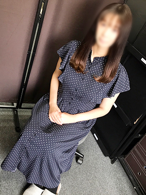 横浜人妻デリヘル【熟女の風俗最終章 横浜本店】 氷室